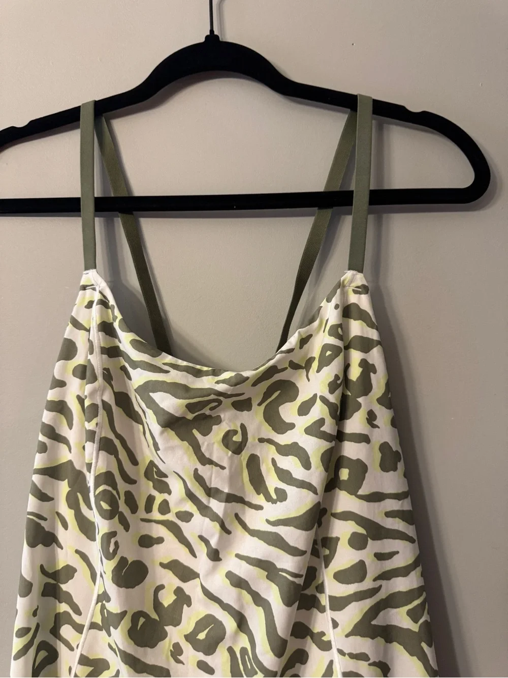 aerie euc attached